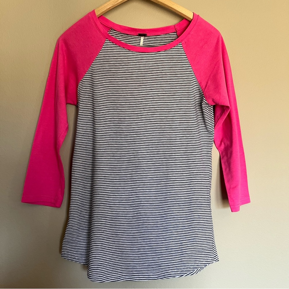 poof Hot Pink & B+W Striped Quarter Sleeve Top Medium